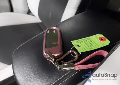 2018 Jeep Compass Latitude 4X4 from USA, damaged, VIN 3C4NJDBB7JT373243